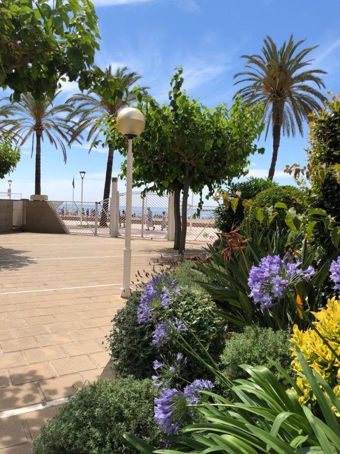 Apartamento Vacaciones En La Playa Calafell El Vendrell Exterior foto